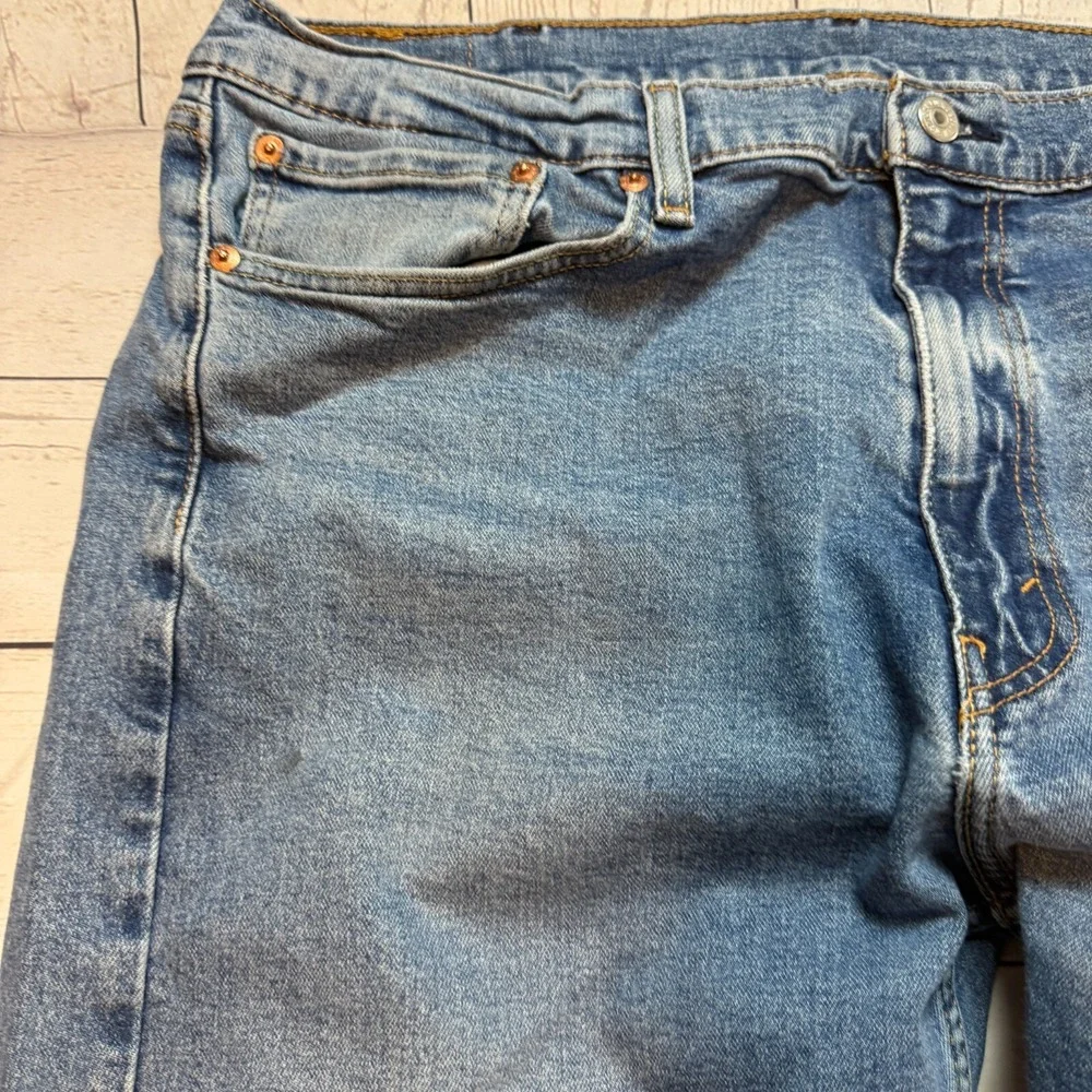 Levi's 505 Jeans Blue Denim Pants‎ Straight Men's Size 38x32 (Fits 35x29)